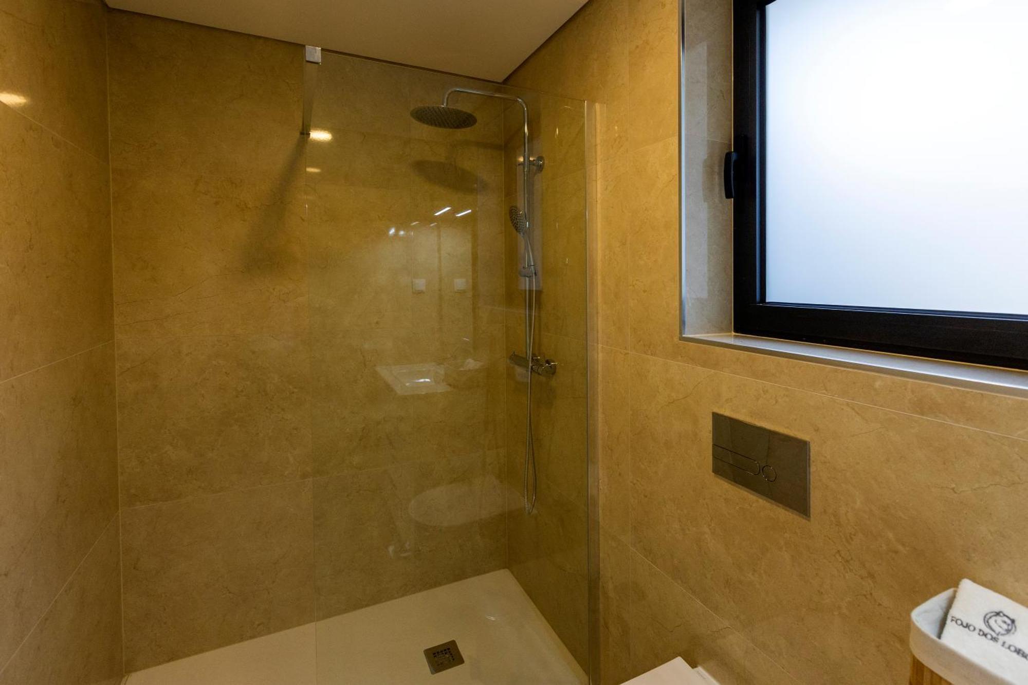 Guest House Fojo Dos Lobos Fafião Екстериор снимка